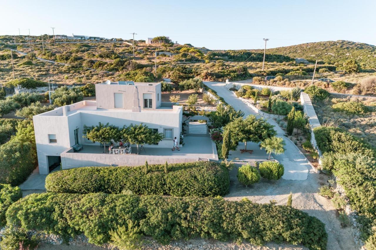 Villa Iris Livadi  Exteriör bild